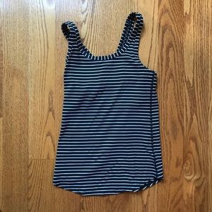 Lululemon Tank size 2